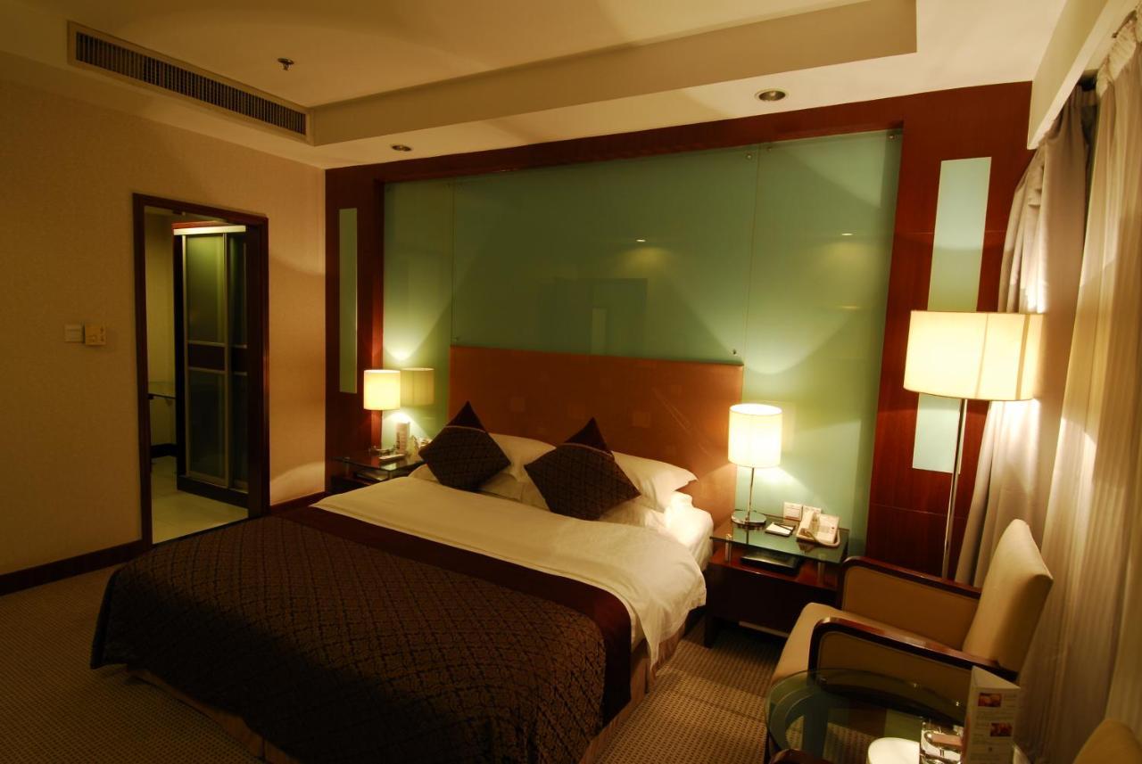 Jinling Jingyuan Plaza Hotell Nanjing  Exteriör bild