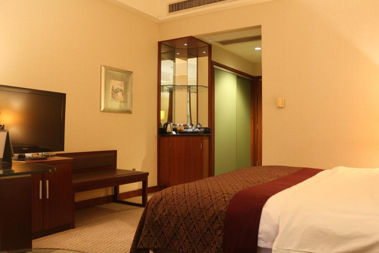 Jinling Jingyuan Plaza Hotell Nanjing  Exteriör bild