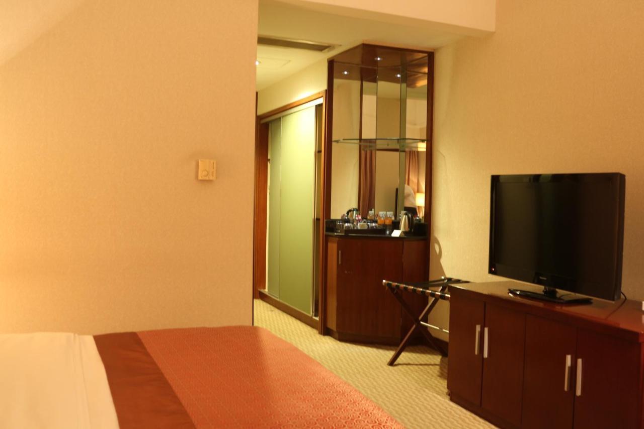 Jinling Jingyuan Plaza Hotell Nanjing  Exteriör bild
