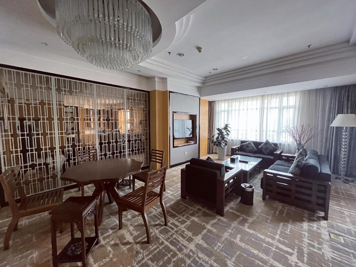 Jinling Jingyuan Plaza Hotell Nanjing  Exteriör bild