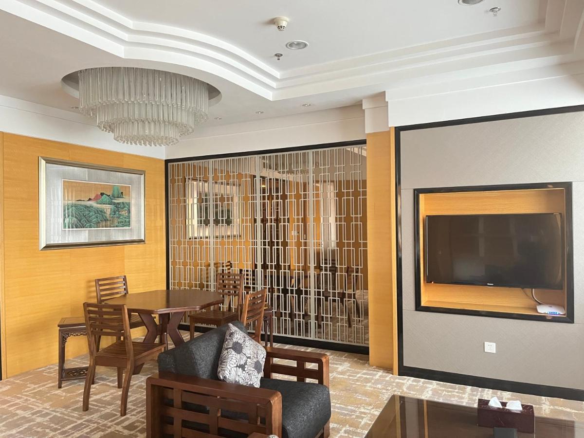 Jinling Jingyuan Plaza Hotell Nanjing  Exteriör bild