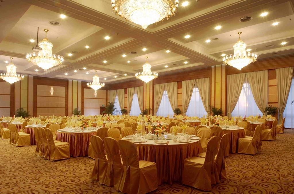 Jinling Jingyuan Plaza Hotell Nanjing  Exteriör bild