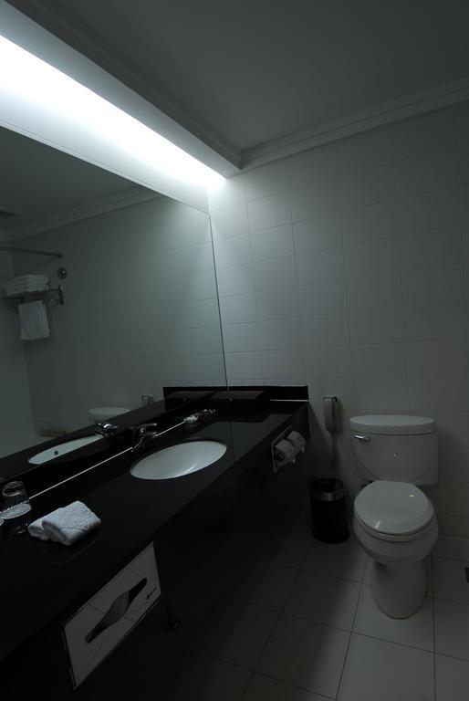 Jinling Jingyuan Plaza Hotell Nanjing  Exteriör bild